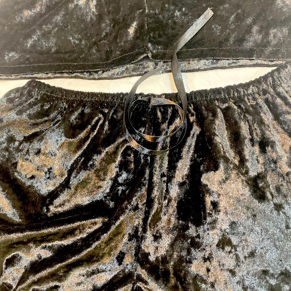 Women’s 2pc lounge gear